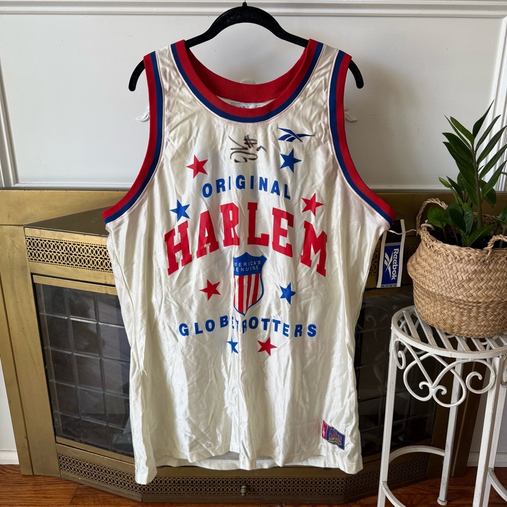 NWT Vintage Reebok Collection Harlem Globetrotters Basketball Jersey SIGNED